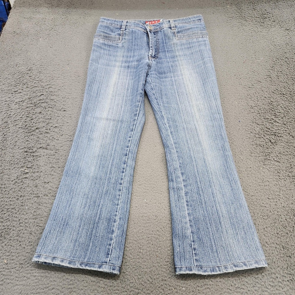 Rare Womans Jean Chineese 31 Y2K Blue Light Wash High Rise Bootcut Denim
